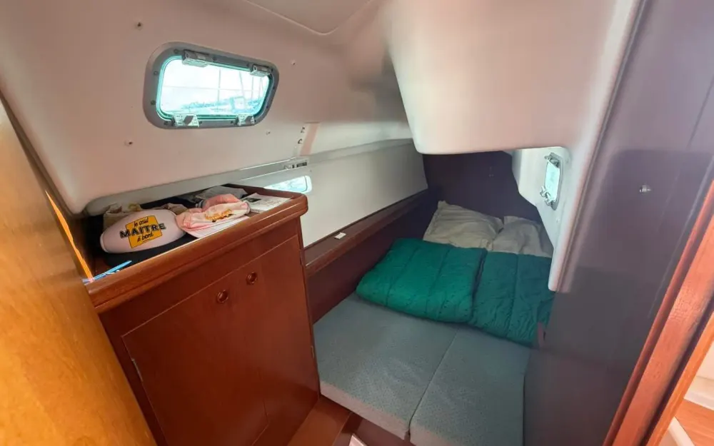 slider 26 Beneteau Oceanis 331 Clipper