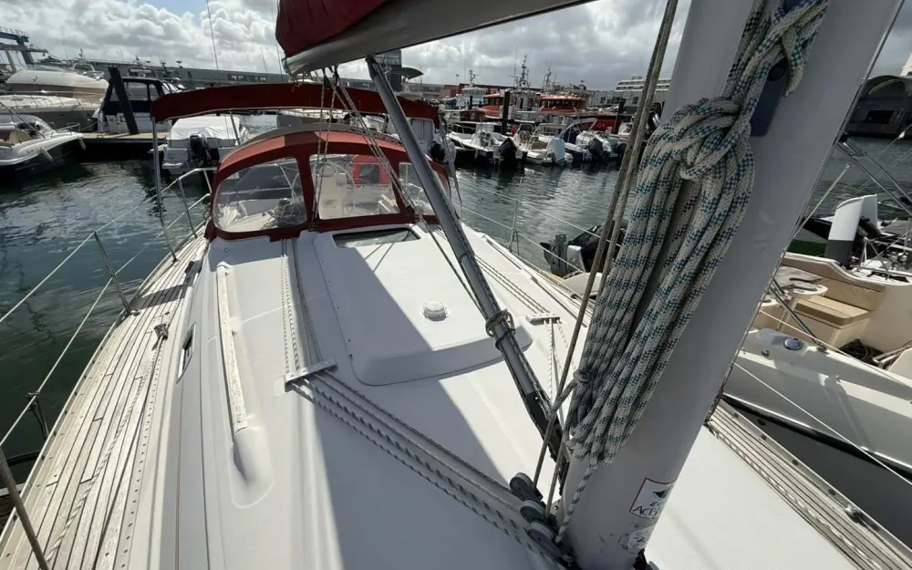 slider 3 Beneteau Oceanis 331 Clipper