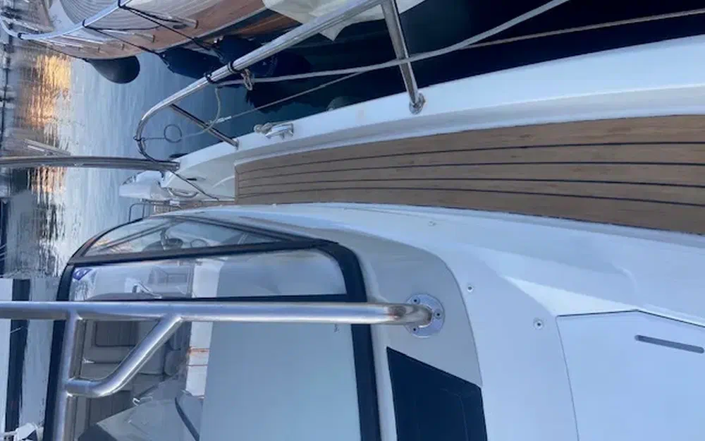 slider 10 Jeanneau Cap Camarat 10.5 WA