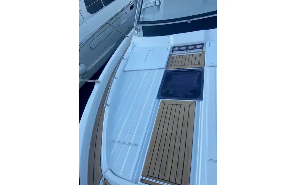 slider 7 Jeanneau Cap Camarat 10.5 WA