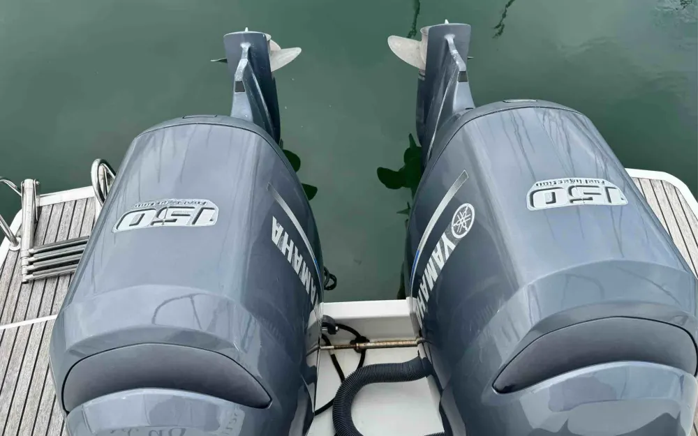 slider 3 Jeanneau Merry Fisher 855