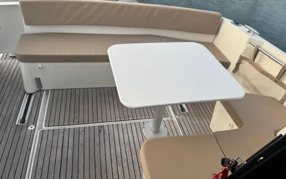 slider 7 Jeanneau Merry Fisher 855