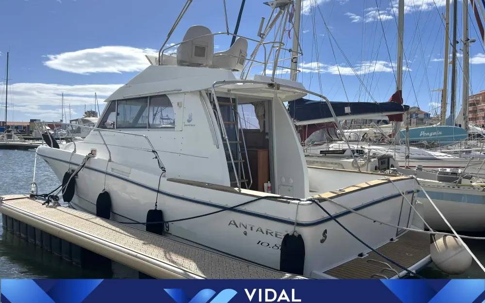 slider 0 Beneteau Antares 10.80