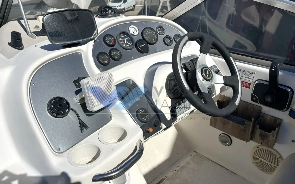 slider 10 Chris Craft  260 Express Cruiser