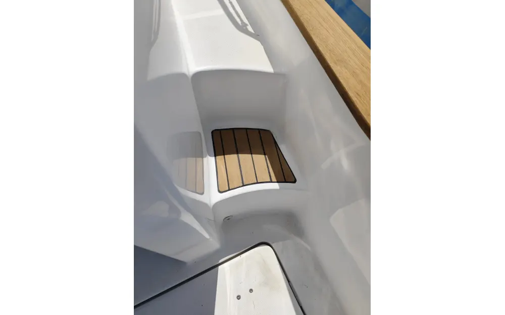slider 5 Beneteau Antares 10.80