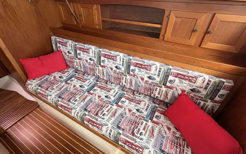 slider 5 Arcona ARCONA 32