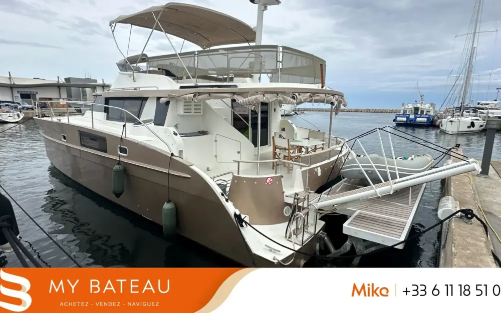 slider 0 Fountaine Pajot Cumberland 44