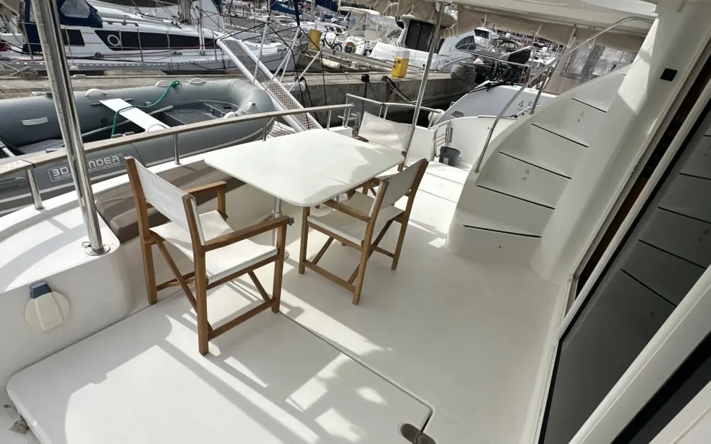 slider 3 Fountaine Pajot Cumberland 44