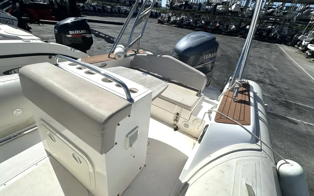 slider 14 Capelli Tempest 690