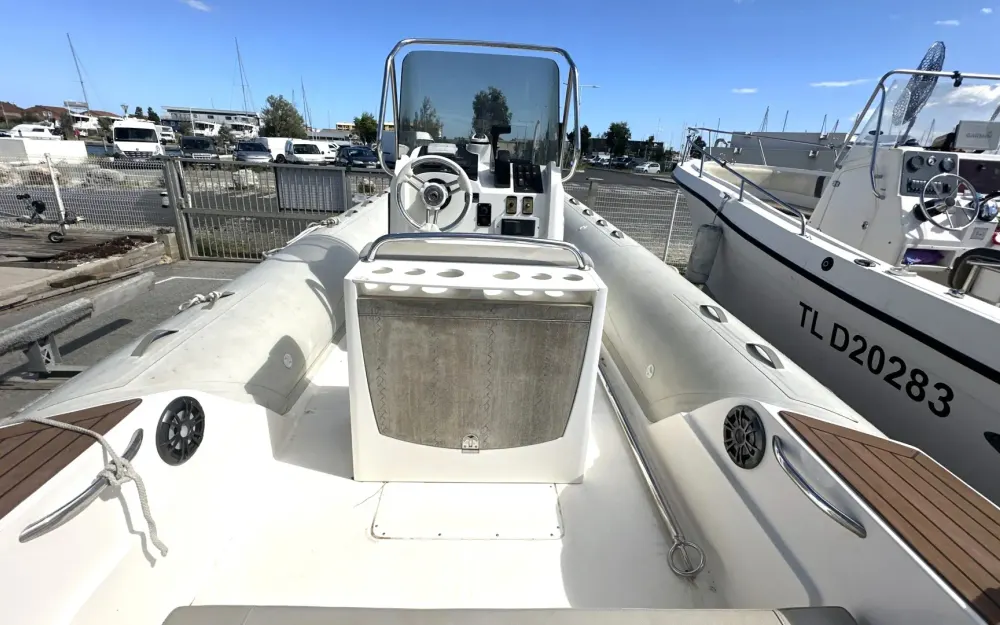 slider 2 Capelli Tempest 690