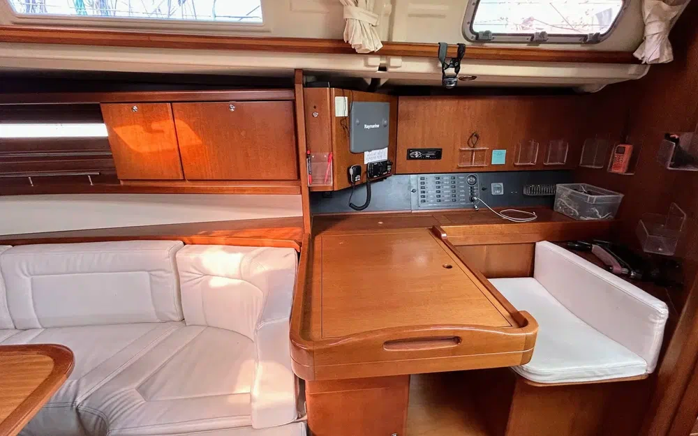 slider 11 Dufour 425