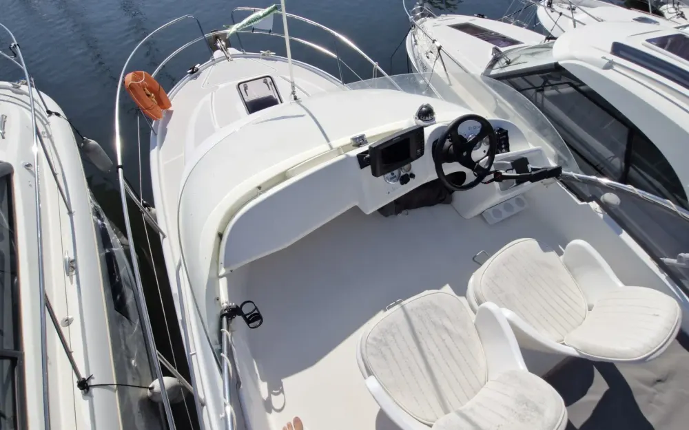 slider 11 Jeanneau Merry Fisher 925