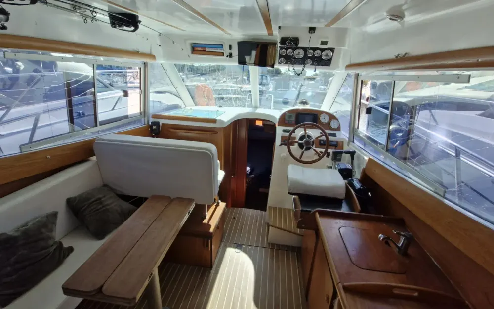 slider 1 Jeanneau Merry Fisher 925