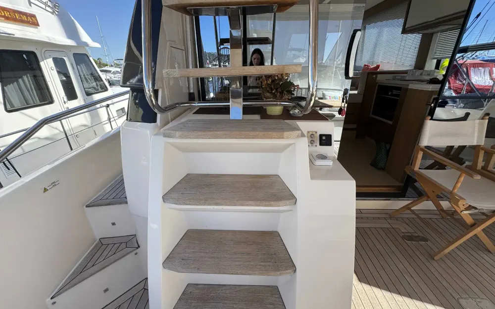 slider 5 Cayman  F520