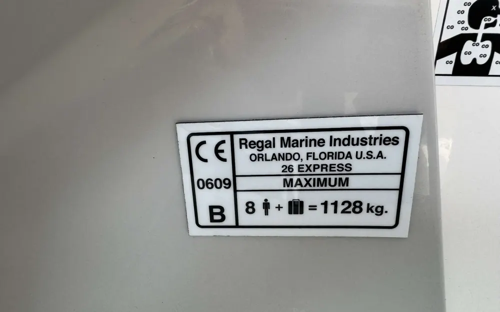 slider 19 Regal  26 Express