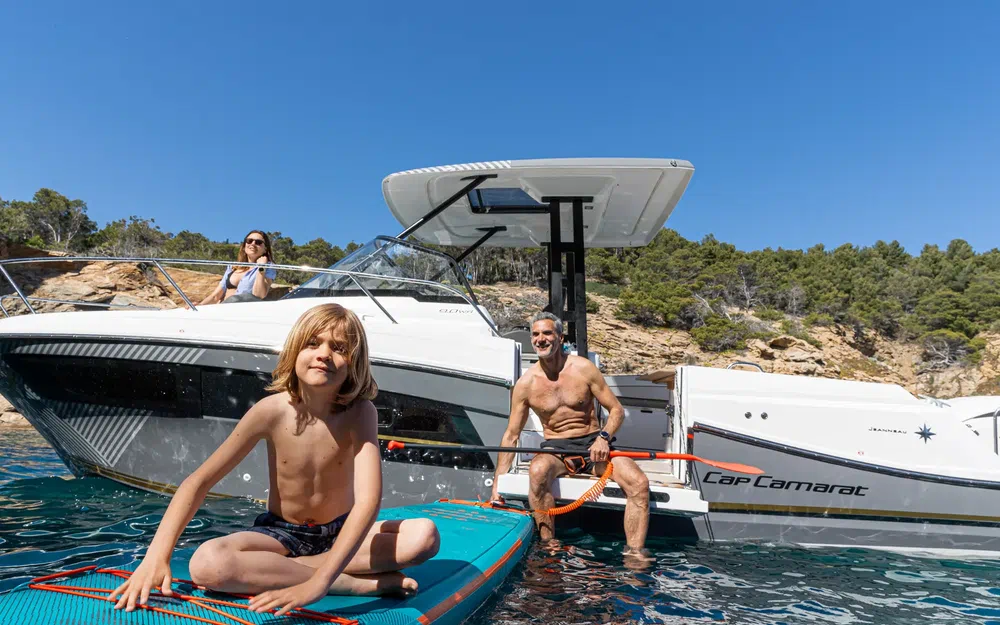 slider 16 Jeanneau Cap Camarat 9.0 WA