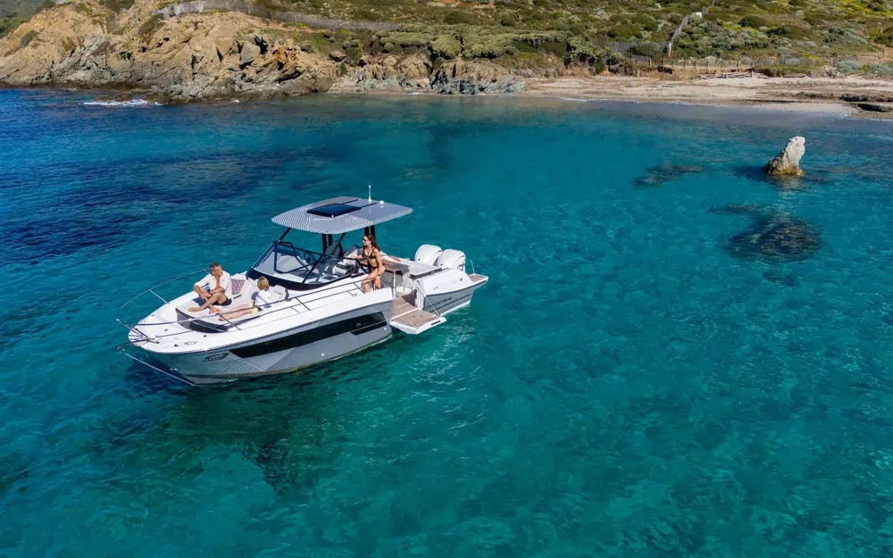 slider 17 Jeanneau Cap Camarat 9.0 WA