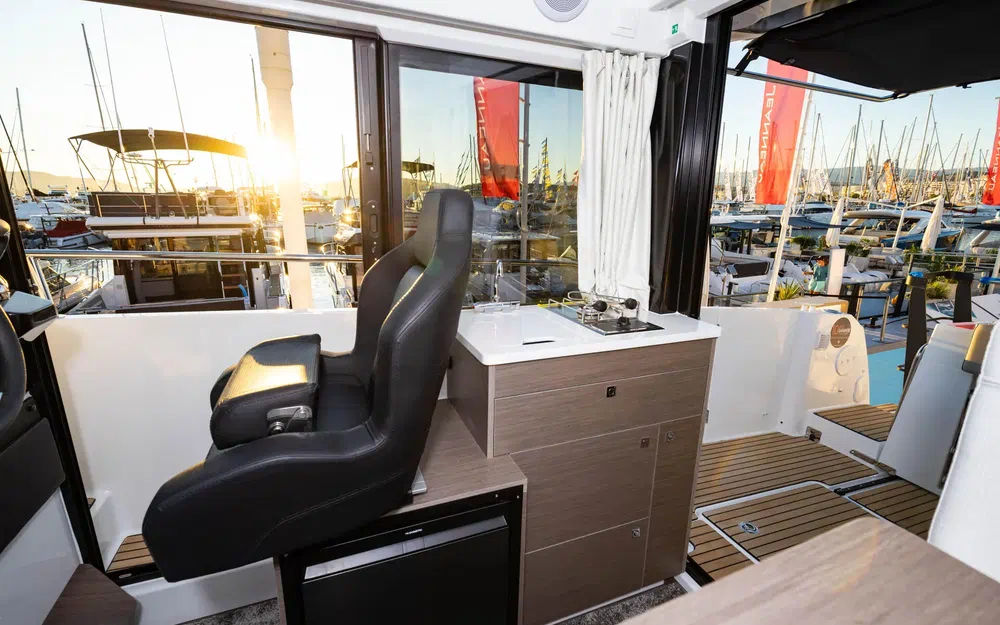 slider 11 Jeanneau Merry Fisher 895