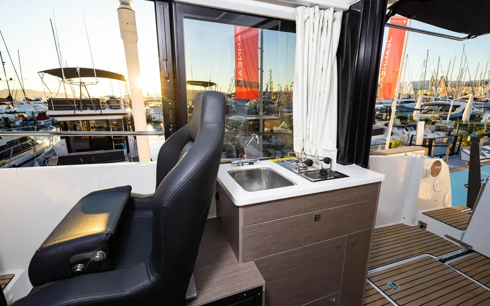 slider 12 Jeanneau Merry Fisher 895