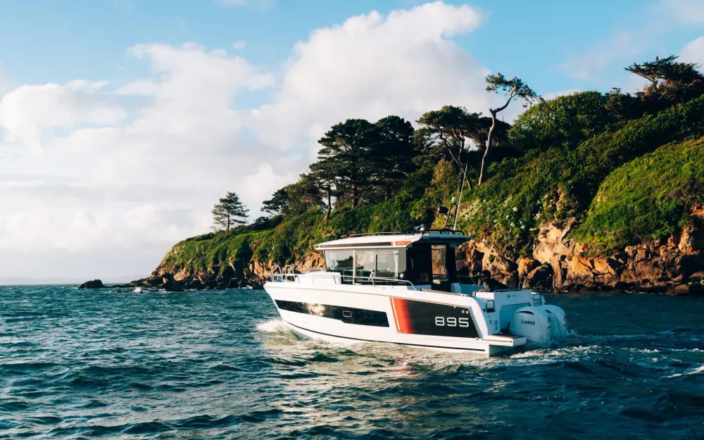 slider 17 Jeanneau Merry Fisher 895 Sport