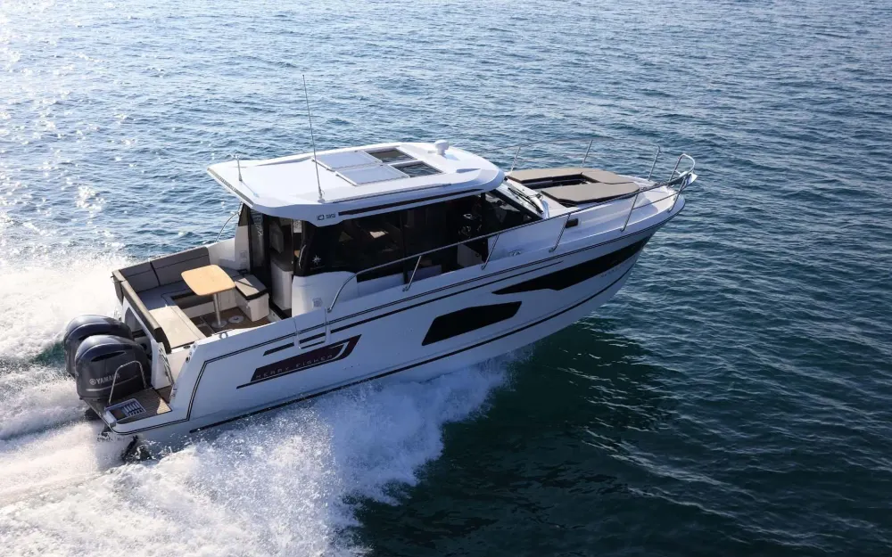 slider 13 Jeanneau Merry Fisher 1095
