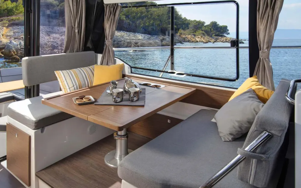slider 7 Jeanneau Merry Fisher 1095