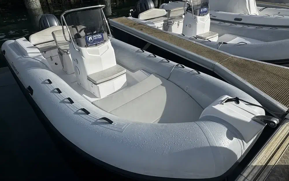 slider 0 Capelli Tempest 625