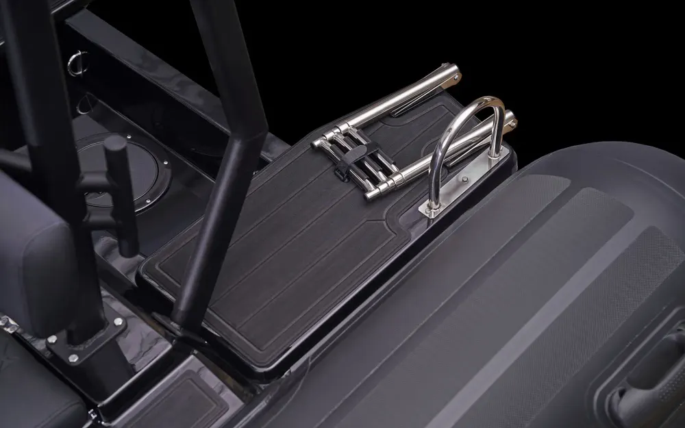 slider 6 Brig Navigator 20