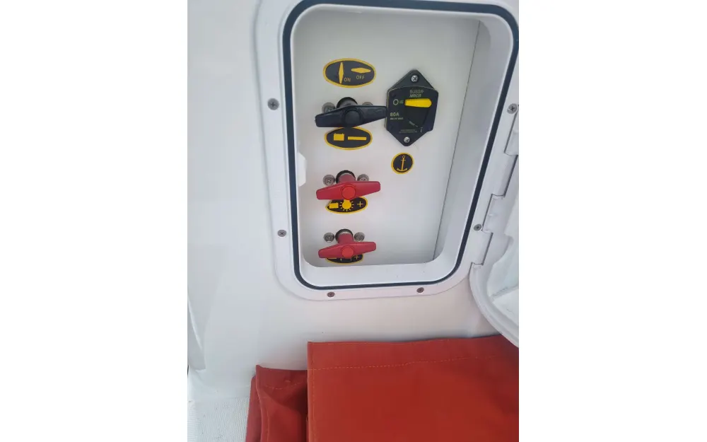 slider 10 Beneteau Barracuda 8