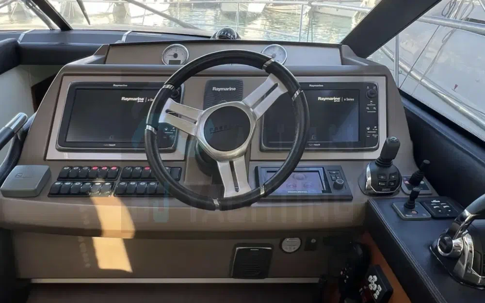 slider 9 Prestige Yachts 500 S