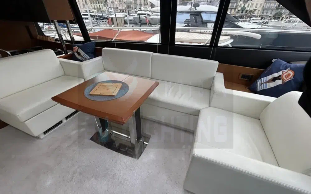 slider 6 Prestige Yachts 500 S