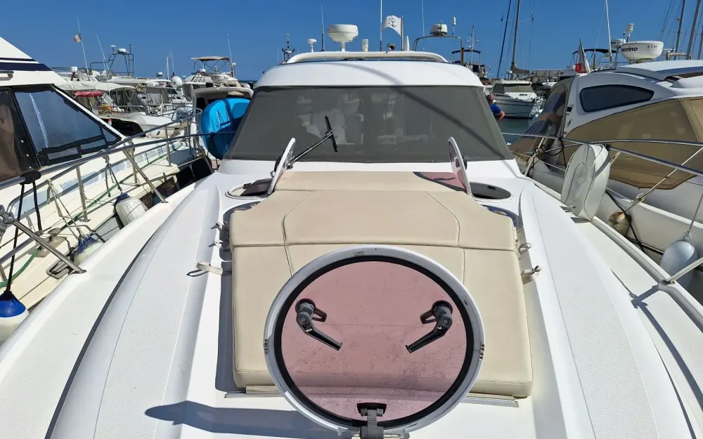 slider 19 Bavaria  35 Sport Hard Top