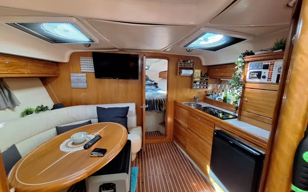 slider 2 Bavaria  35 Sport Hard Top