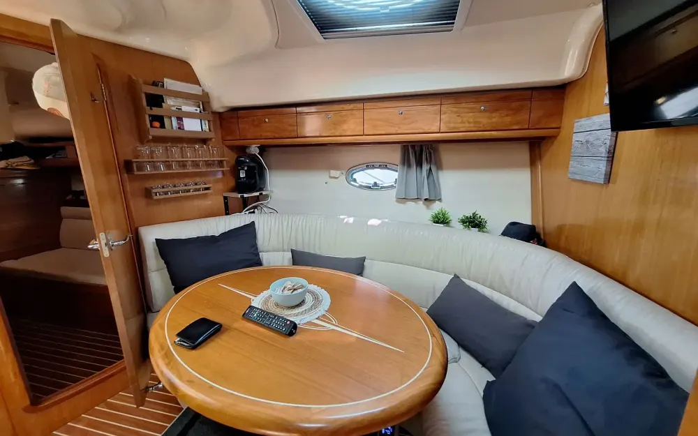 slider 4 Bavaria  35 Sport Hard Top