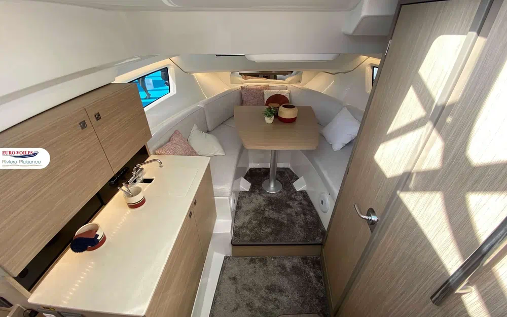 slider 13 Jeanneau Cap Camarat 9.0 WA