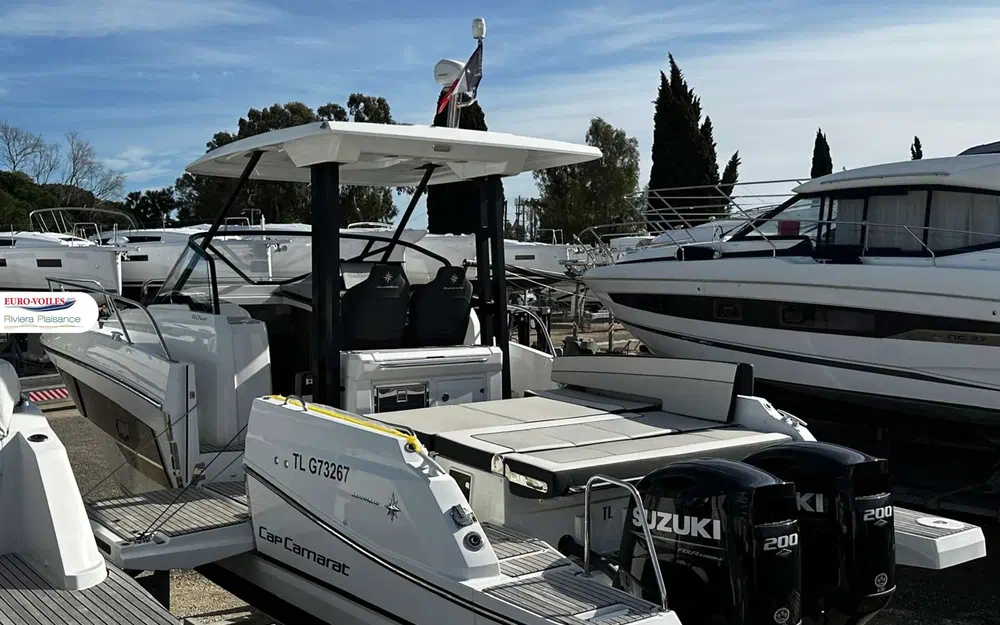 slider 18 Jeanneau Cap Camarat 9.0 WA