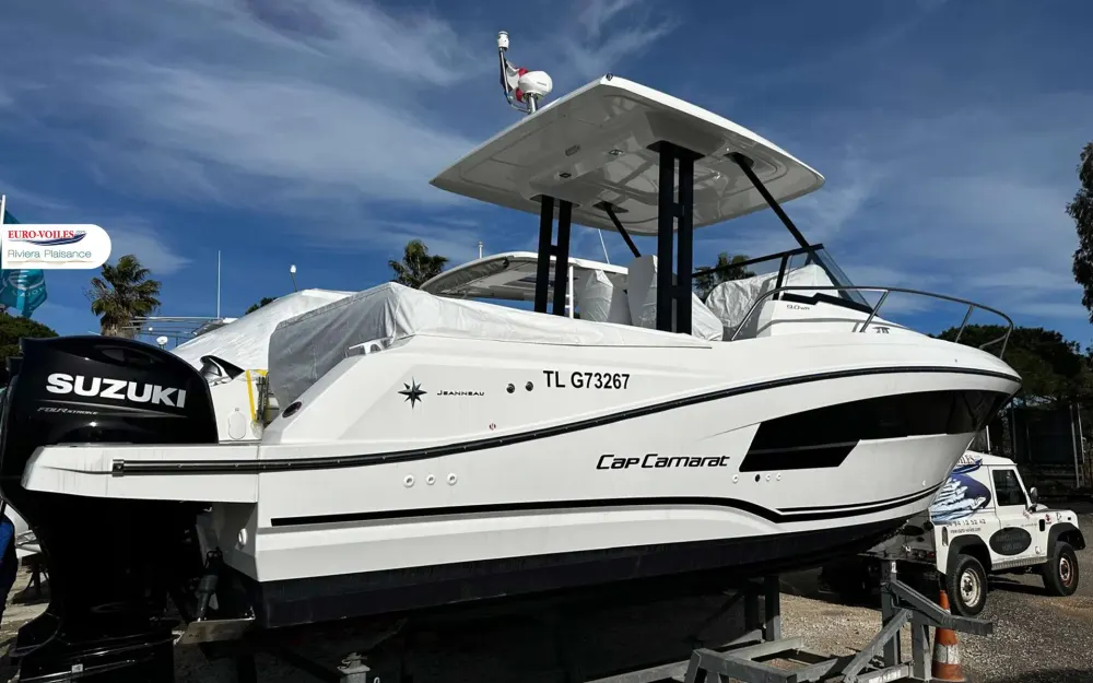 slider 2 Jeanneau Cap Camarat 9.0 WA Serie 2