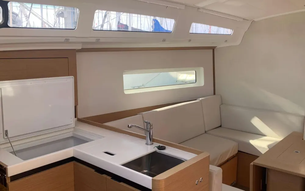 slider 14 Jeanneau Sun Odyssey 380