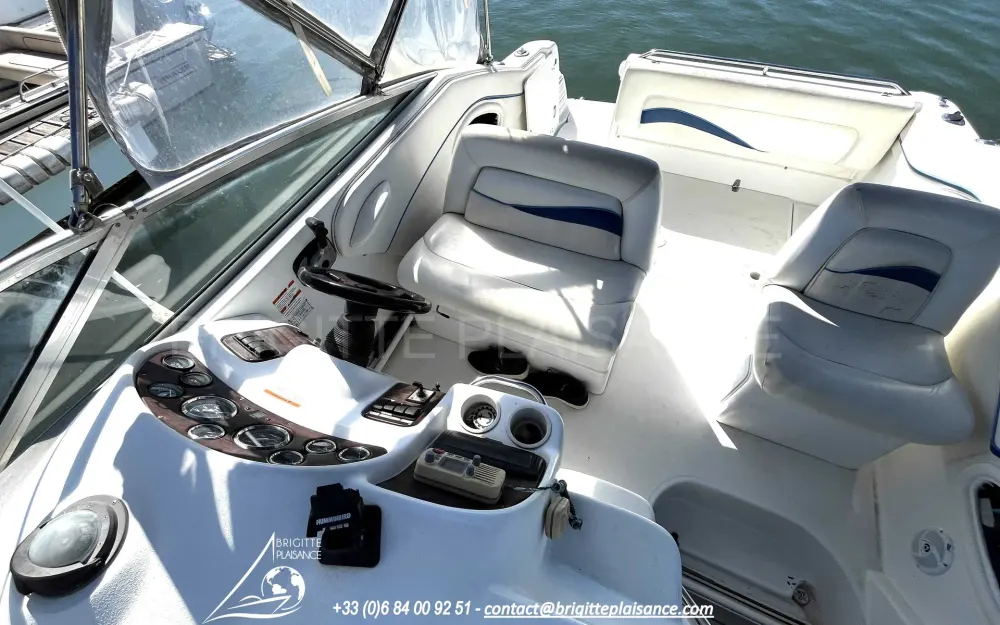 slider 3 Chris Craft Crowne 26