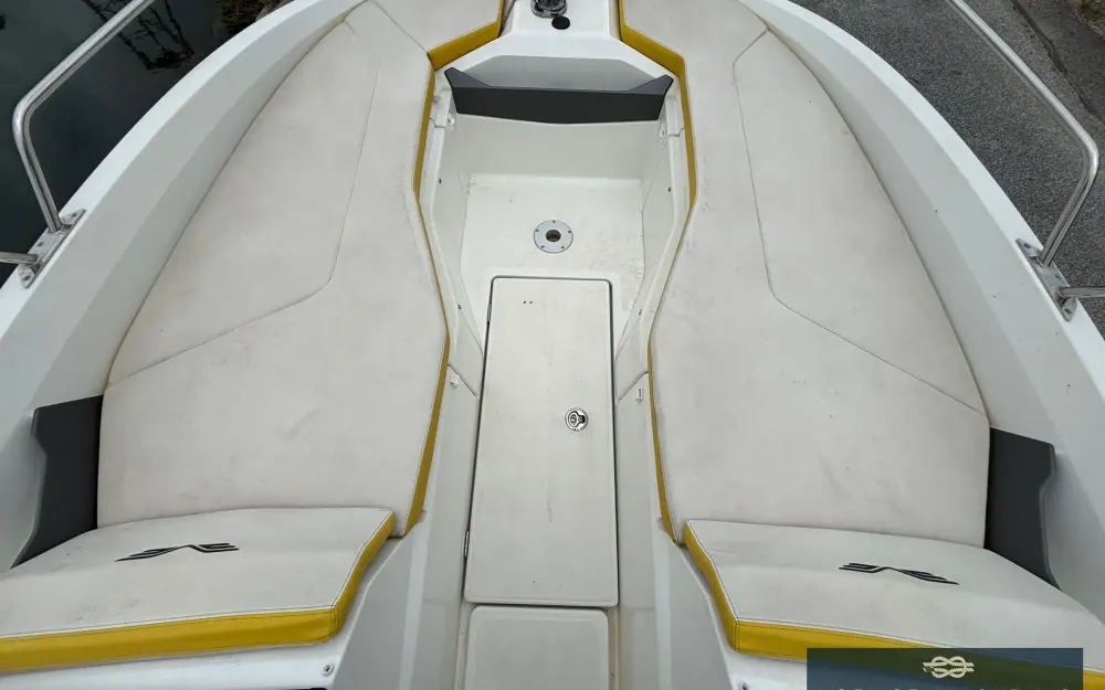 slider 12 Beneteau Flyer 6.6 SPORTdeck