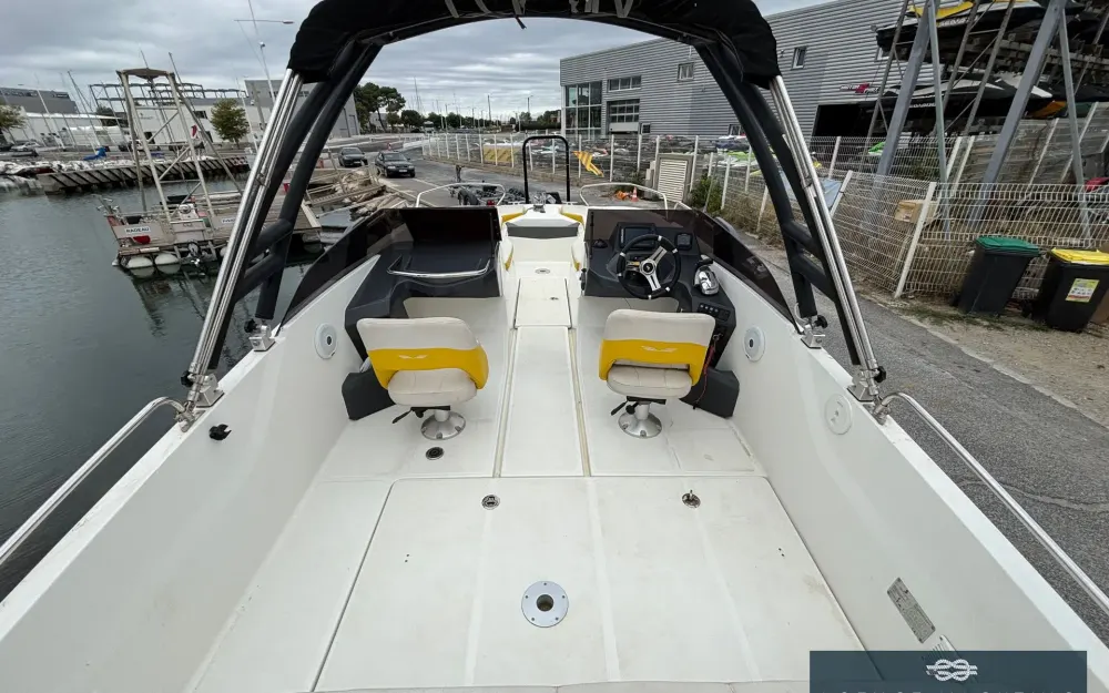 slider 3 Beneteau Flyer 6.6 SPORTdeck