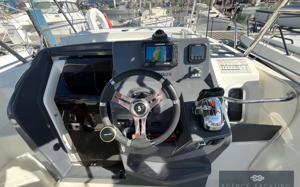 slider 24 Beneteau Flyer 7.7 SUNdeck