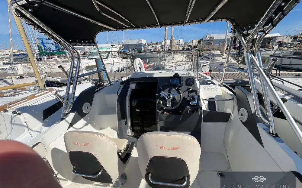 slider 29 Beneteau Flyer 7.7 SUNdeck