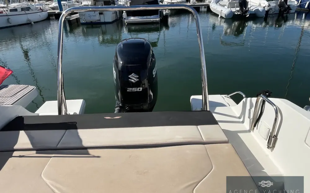 slider 30 Beneteau Flyer 7.7 SUNdeck