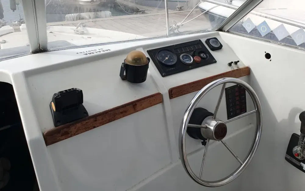 slider 2 Jeanneau Merry Fisher 610