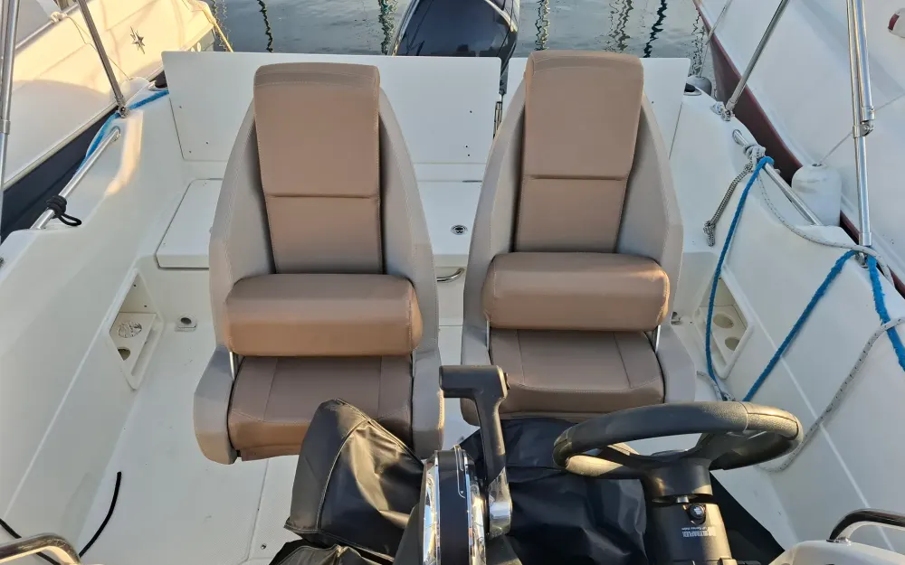 slider 21 Quicksilver Activ 605 Open