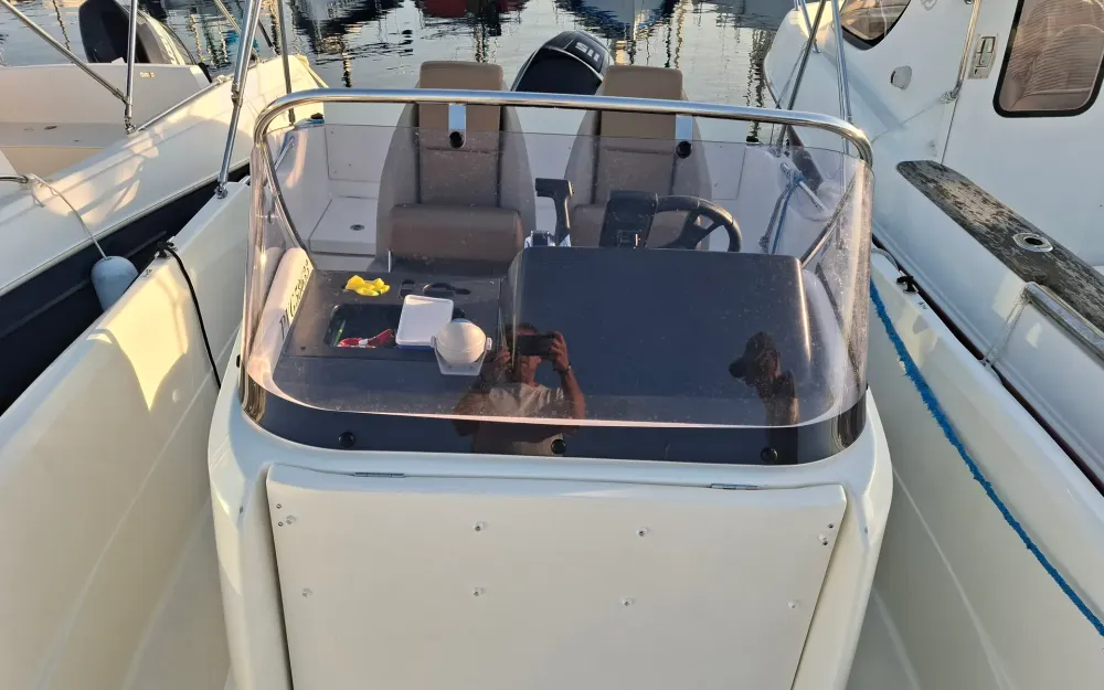 slider 22 Quicksilver Activ 605 Open