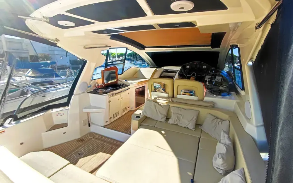 slider 12 Cranchi M 38 Hard Top