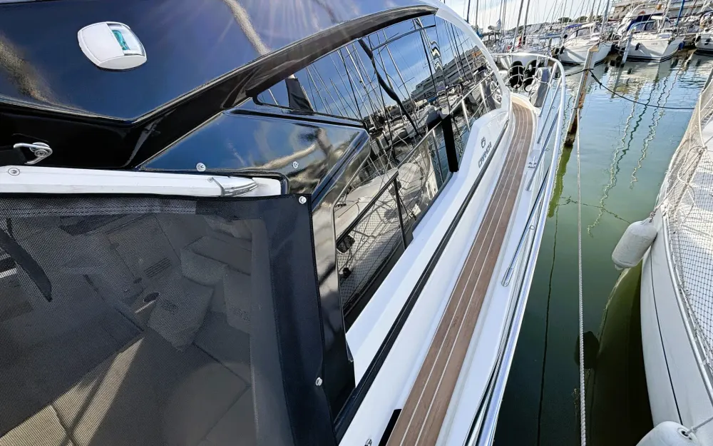 slider 2 Cranchi M 38 Hard Top