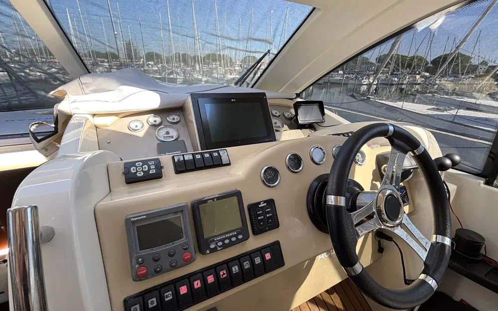 slider 14 Jeanneau Prestige 50